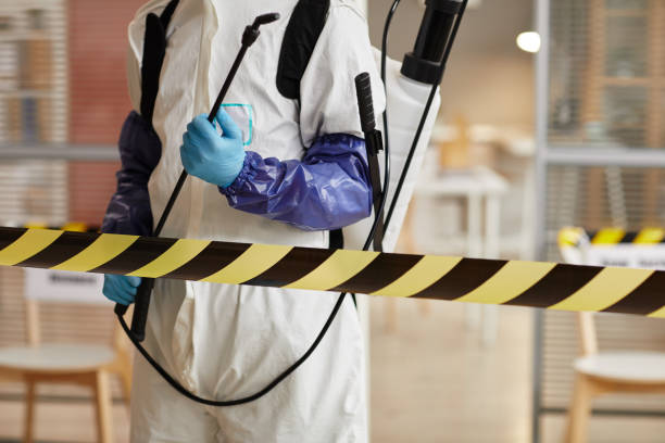 Professional Biohazard technician working in Luling, TX